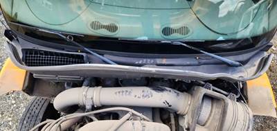 Used 2014 International WorkStar 7500 Black Wiper Cowl