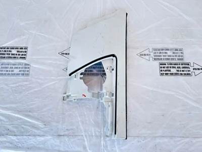Isuzu NPR Exterior Truck Part