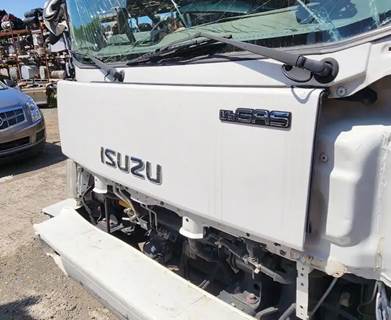 Isuzu NPR HD Exterior Truck Part for a 2021 Isuzu NPR-HD