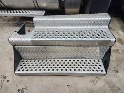 Kenworth T370 Exterior Truck Part