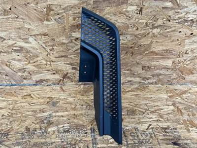 Kenworth T680 Exterior Truck Part