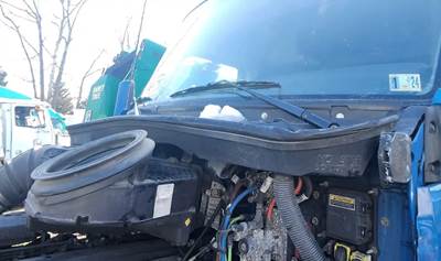 Kenworth T680 Exterior Truck Part