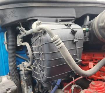 Kenworth T680 Exterior Truck Part