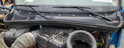 Kenworth T680 Exterior Truck Part