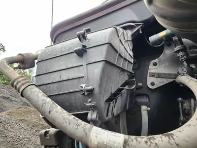 Kenworth T680 Exterior Truck Part