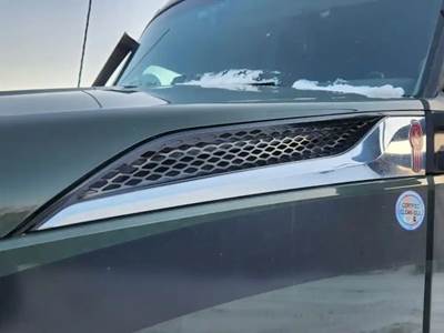 Kenworth T680 Exterior Truck Part