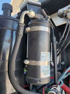 Mack Granite GU813 Exterior Truck Part for a 2008 Mack GU813