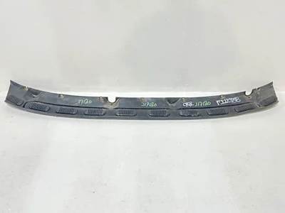 Mack Vision CXN613 Exterior Truck Part for a 2007 Mack CXN613