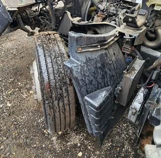 Mitsubishi FEC92S Exterior Truck Part