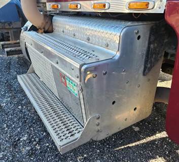 Used 2012 Peterbilt 367 Right DPF Cover, Chrome Aluminum, 41.5" x 27"