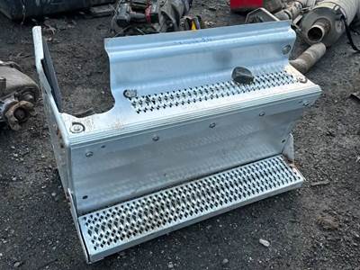 Peterbilt 579 Exterior Truck Part