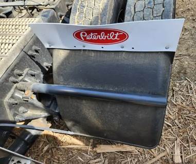 Peterbilt 579 Exterior Truck Part