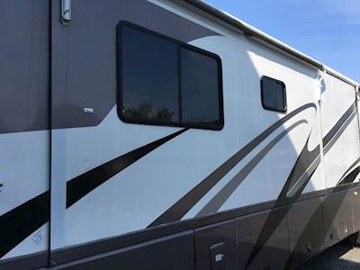 Roadmaster Raised Rail Exterior Truck Part