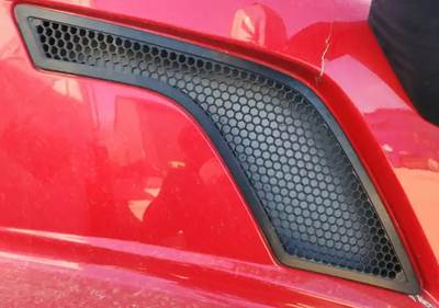 Volvo VNL Exterior Truck Part