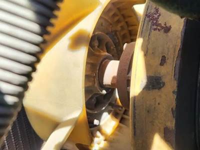 Caterpillar 3116 Fan Clutch for a 1997 Volvo FE