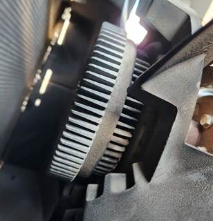 Caterpillar 3126 Fan Clutch for a 2003 Chevrolet C8500