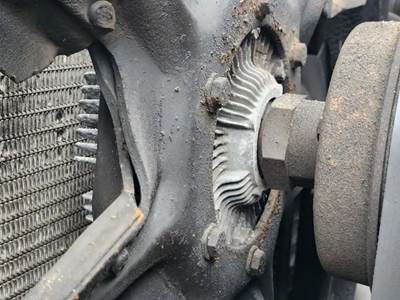 Caterpillar 3126 Fan Clutch for a 1999 GMC C7500