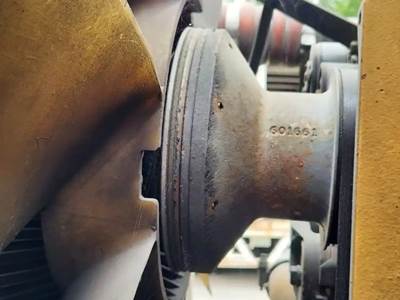 Caterpillar 3126 Fan Clutch for a 2006 Kenworth T300