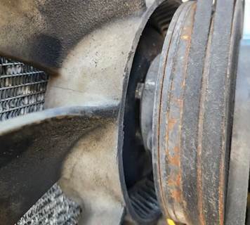 Caterpillar 3406E Fan Clutch for a 2008 Freightliner FLD120SD Glider