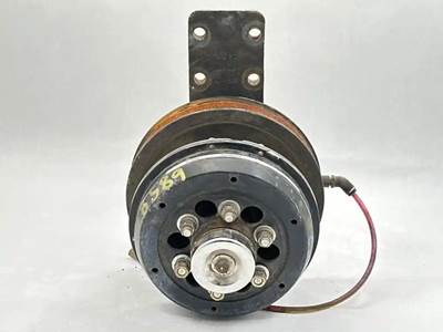 Caterpillar C13 Fan Clutch for a 2007 Freightliner Columbia 120
