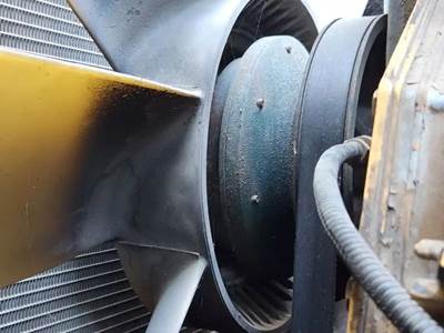 Caterpillar C13 Fan Clutch for a 2005 Freightliner M2 112 Medium Duty