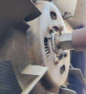 Caterpillar C7 Fan Clutch for a 2004 GMC C7500