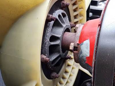 Cummins B6.7 Fan Clutch for a 2019 Freightliner M2 106