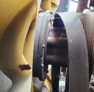 Cummins ISX15 Fan Clutch for a 2013 Freightliner Cascadia 125