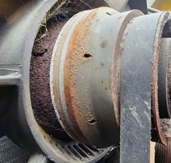 Cummins M11 / ISM Fan Clutch for a 2002 International 2574