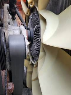 Detroit DD13 Fan Clutch for a 2015 Freightliner Cascadia 113
