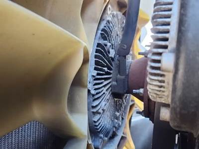 Detroit DD13 Fan Clutch for a 2017 Freightliner Cascadia 113