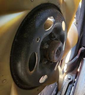 Detroit DD15 Fan Clutch for a 2018 Freightliner Cascadia 126