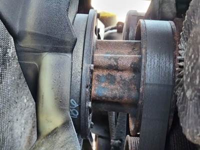 Detroit DD15 Fan Clutch for a 2018 Freightliner Cascadia 126