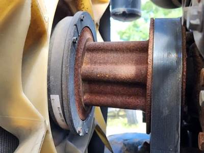 Detroit DD15 Fan Clutch for a 2012 Freightliner Cascadia 125