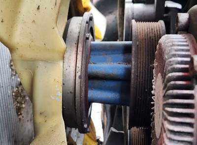 Detroit DD15 Fan Clutch for a 2019 Freightliner Cascadia 126