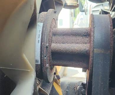 Detroit DD15 Fan Clutch for a 2014 Freightliner Cascadia 125