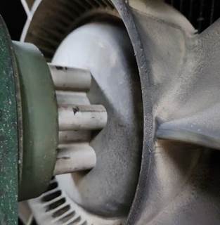 Detroit Series 60 Fan Clutch for a 2000 Hme Fire Truck