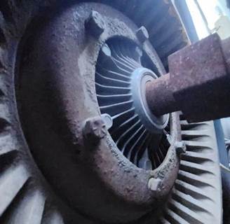 International DT466 Fan Clutch for a 2004 International 4300