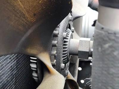 International DT466 Fan Clutch for a 2003 International 4300