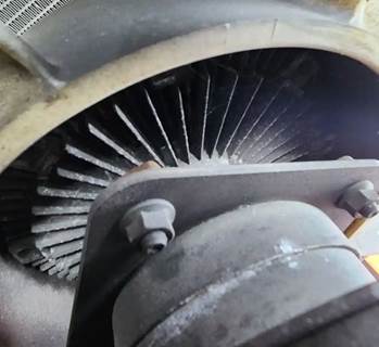Isuzu 4HK1TC Fan Clutch for a 2006 Isuzu NQR