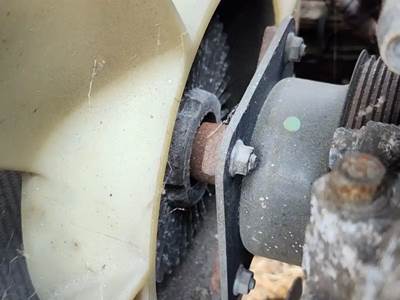 Isuzu 4HK1TC Fan Clutch for a 2015 Isuzu NPR