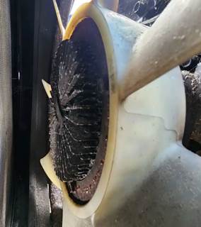 Isuzu 4HK1TC Fan Clutch for a 2011 Isuzu NPR-HD