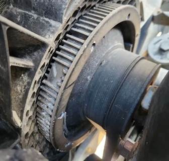 Mack AI 427 Fan Clutch for a 2006 Mack CV713 Granite