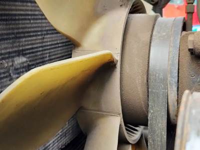 Mercedes-Benz OM460LA Fan Clutch for a 2004 Sterling A9500