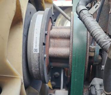 Paccar PX-7 Fan Clutch for a 2014 Peterbilt 337