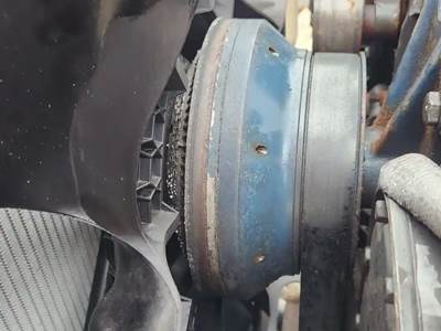 Paccar PX-8 Fan Clutch for a 2010 Kenworth T300