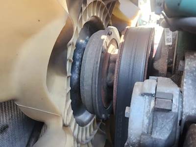 Volvo D13 Fan Clutch for a 2014 Volvo VNL