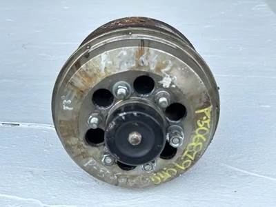 Volvo VED12 Fan Clutch for a 2006 Volvo VNM