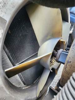 Caterpillar 3116 Fan for a 1997 Volvo FE