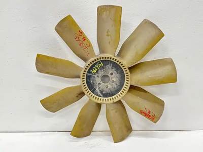 Caterpillar C10 Fan for a 1997 Freightliner FLD112SD